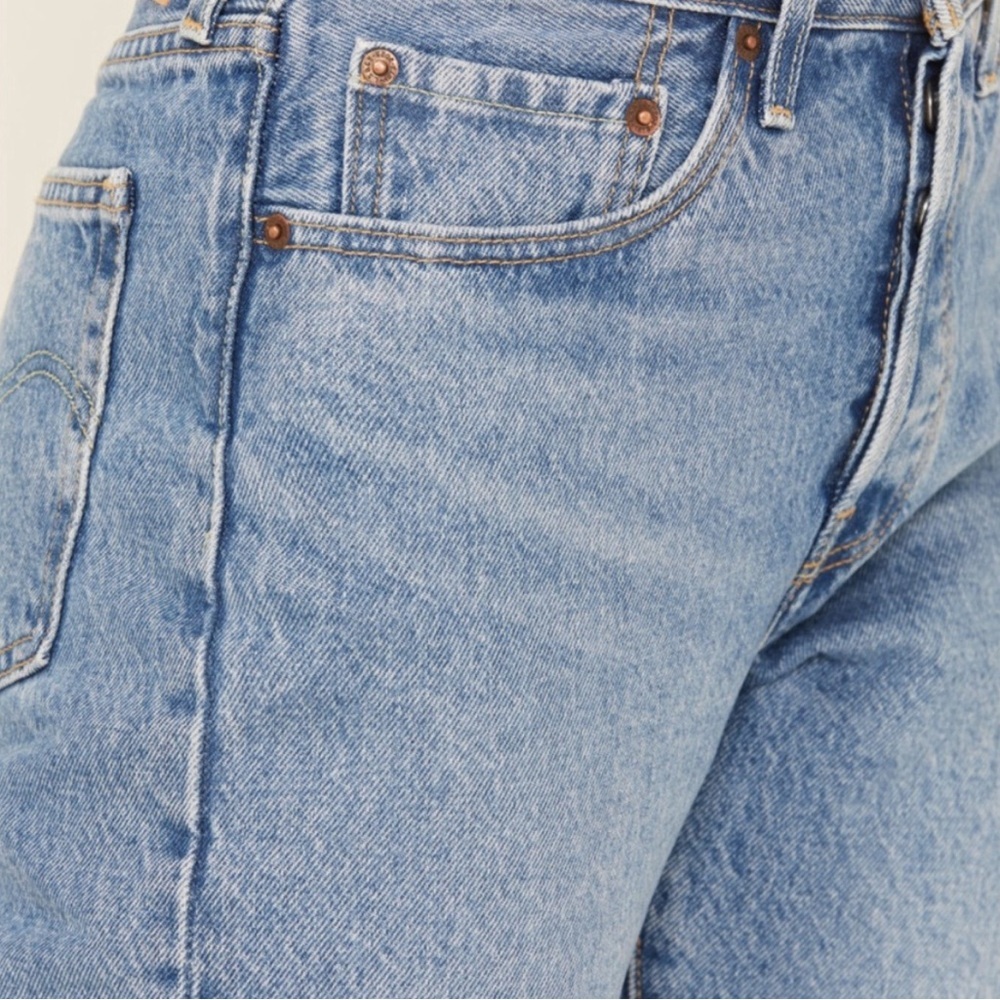 LEVI'S WOMEN'S 501® MEDIUM WASH FIELD NOTES STRAIGHT JEANS. Size 25 NWT - Picture 6 of 13